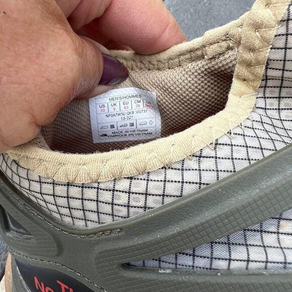 The North Face Oxeye tec hiking shoes. Men's size 10 - Picture 8 of 9